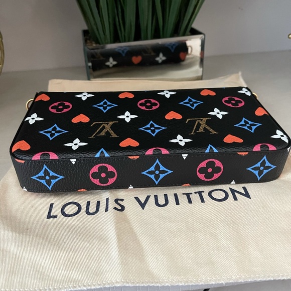 ♠️Louis Vuitton ♠️ - Picture 7 of 13